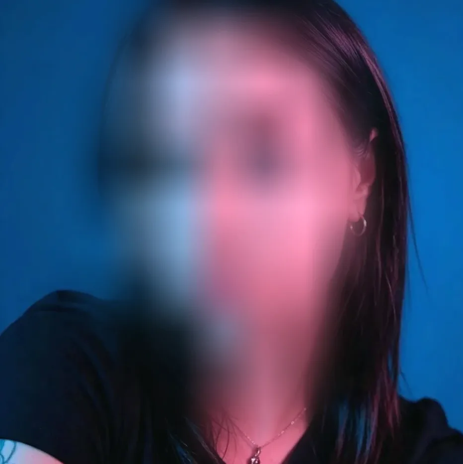 Elisabeth, 20
