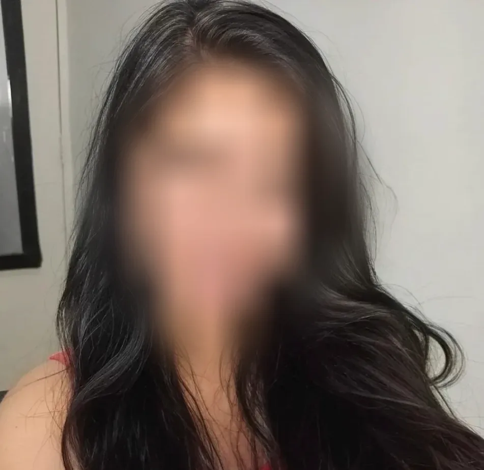 Ida, 21